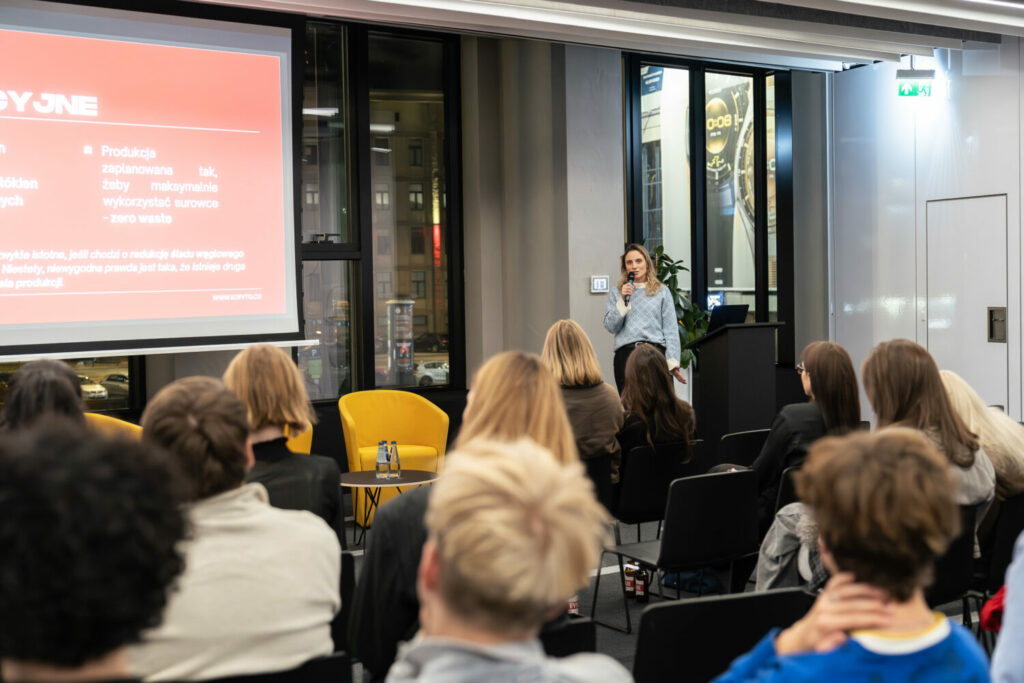 Kopyto 2 Responsible Fashion Business Fashion Revolution Polska