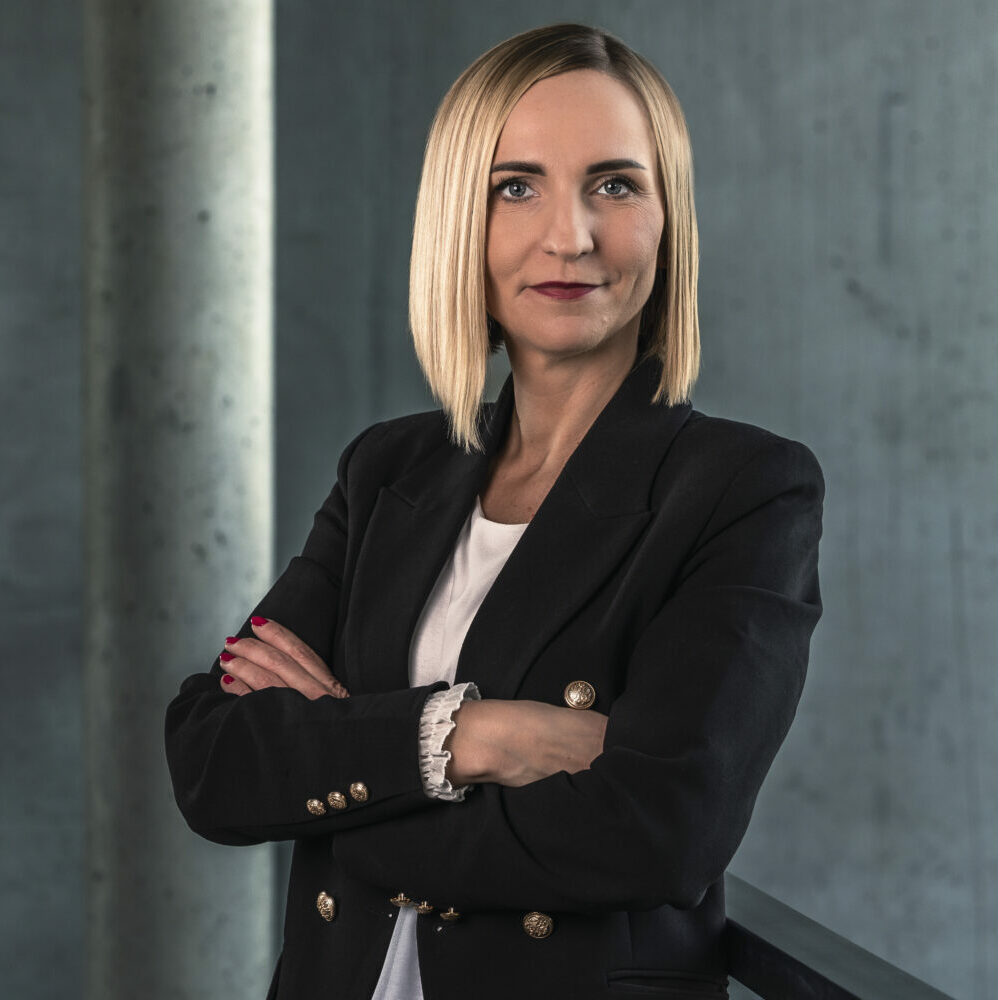 dr hab. inż. Anna Białk-Bielińska, prof UG
