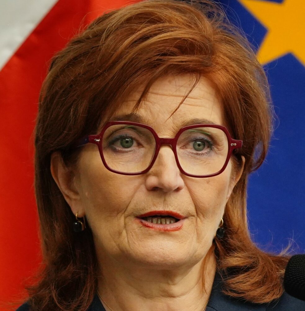 dr Jacqueline Kacprzak_KPK OECD Responsible Fashion Business